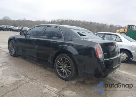 2013 Chrysler 300C John Varvatos Limited Edition from USA, damaged, VIN 2C3CCADG3DH743761